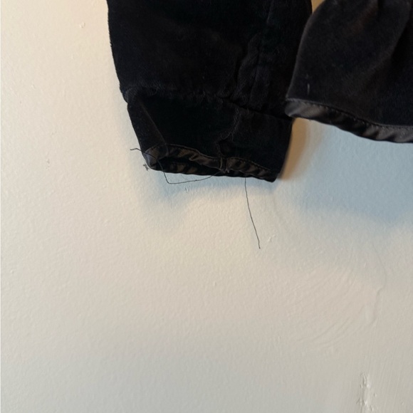 Vintage 1980s Black Velvet Double-Breasted Jacket - Shoulder Pads, Size 3T - Picture 5 of 5